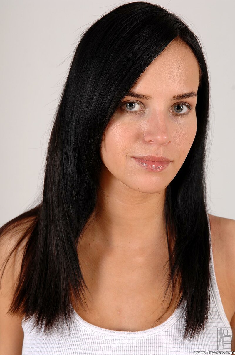 Камилла, 21